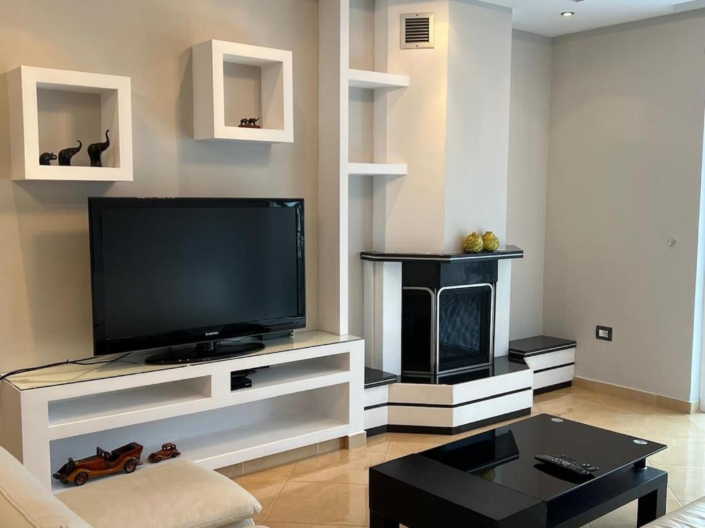 Apartment on the Vlora Promenade, Vlorë