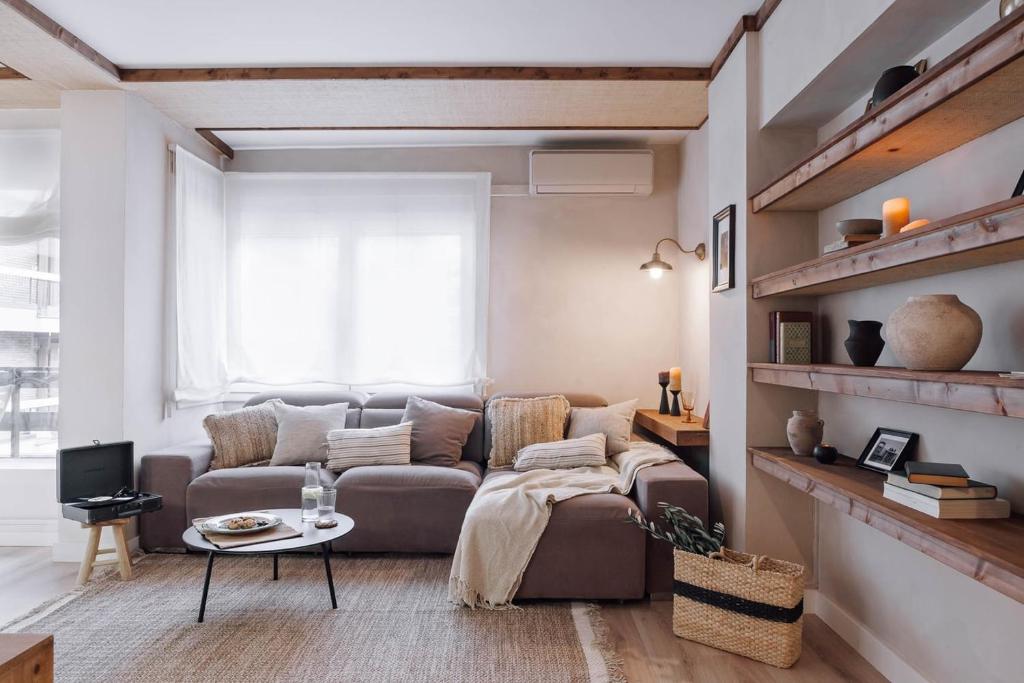 Nava - 3 bedrooms in Sant Gervasi, Barcelona