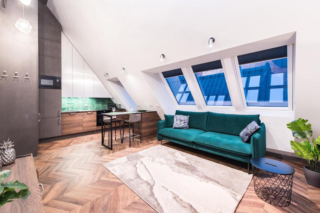 Modern I Penthouse Apt w - AC I Cohost, Vilnius