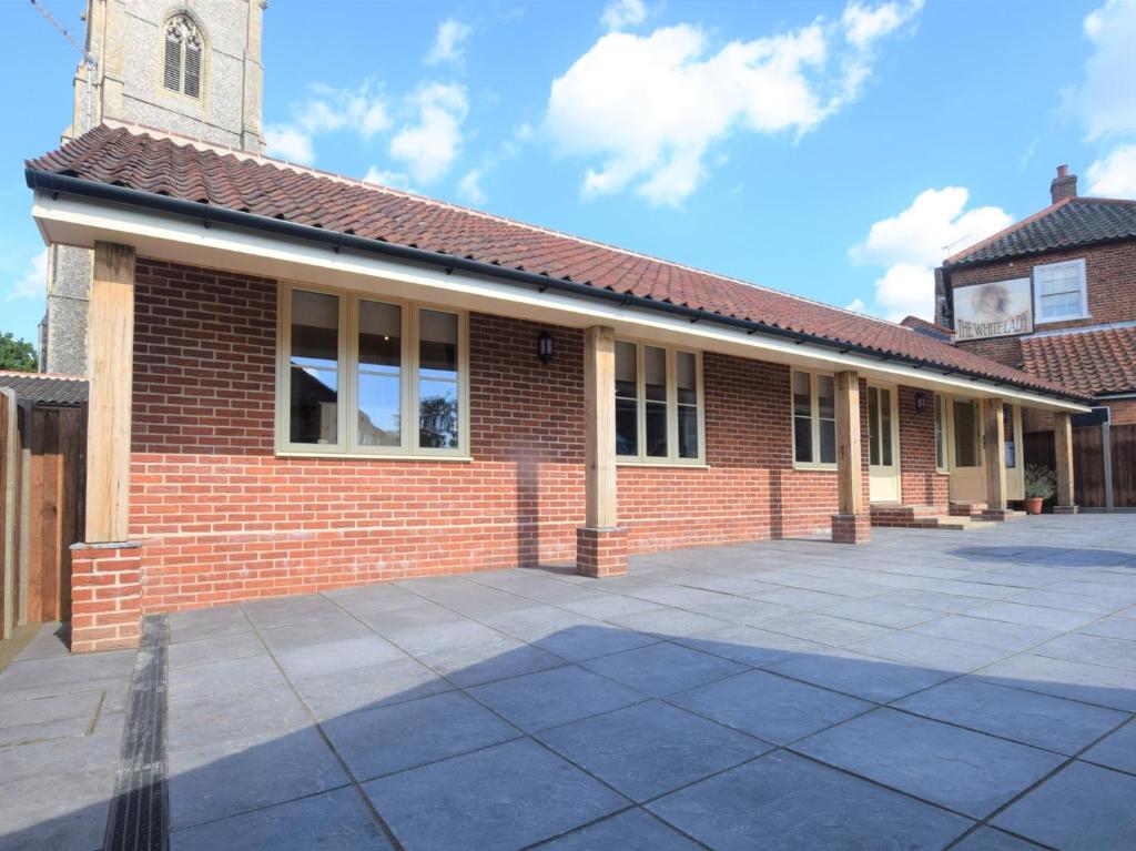 3 Bed in Wroxham 57997, Worstead