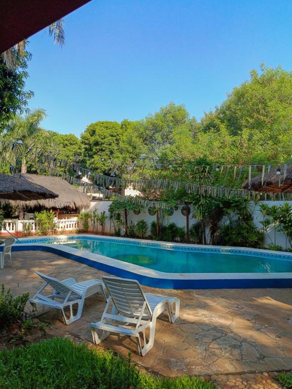 Ross Char Hotel - 3