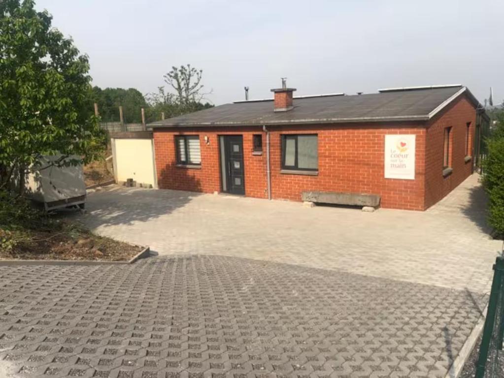 Le Coeur sur la Main, Namur