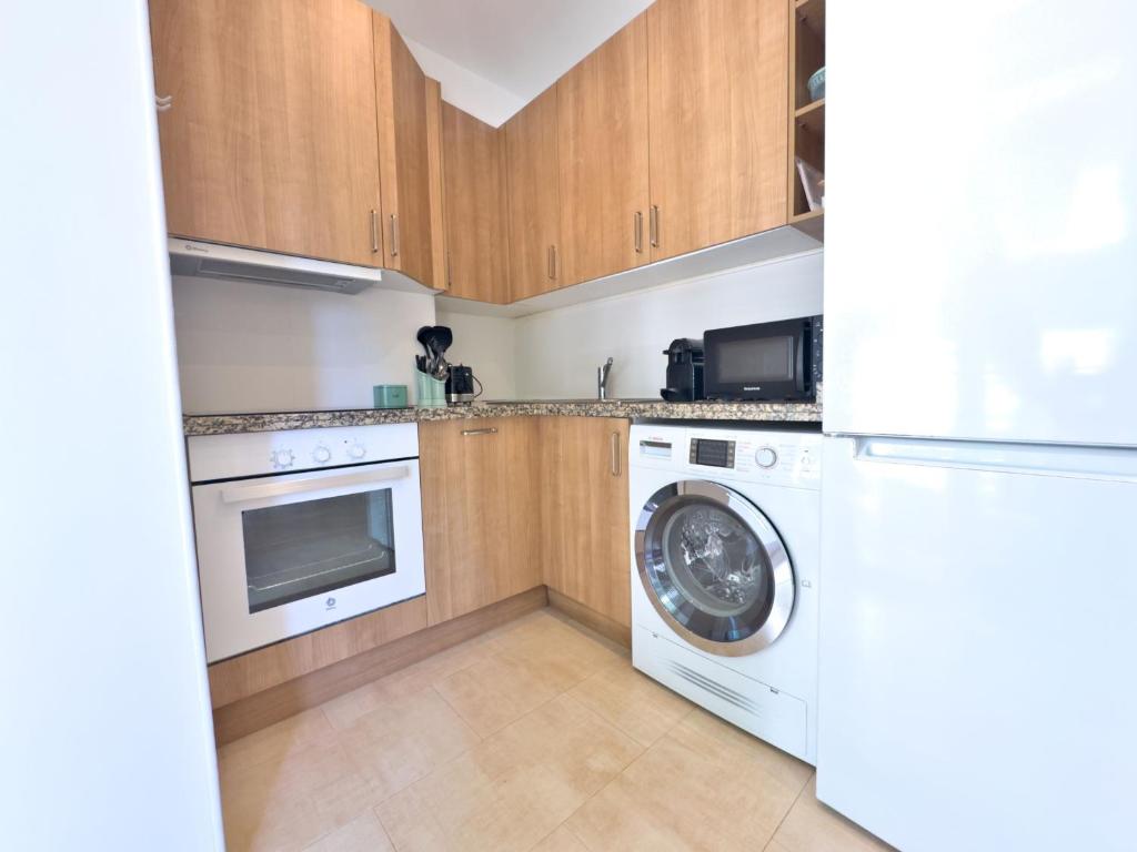 Charming Apartment in the Heart of Old Town - 3