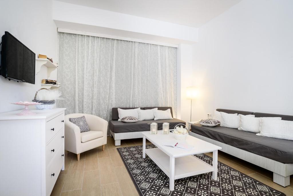 Matina Pefkos Aparthotel — Pokoje in Pefkos, Wyspy Egejskie Południowe