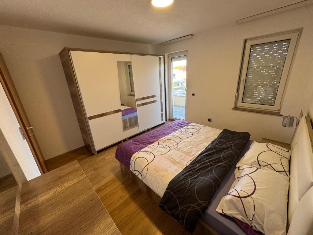 Dardania Hostel, Peje