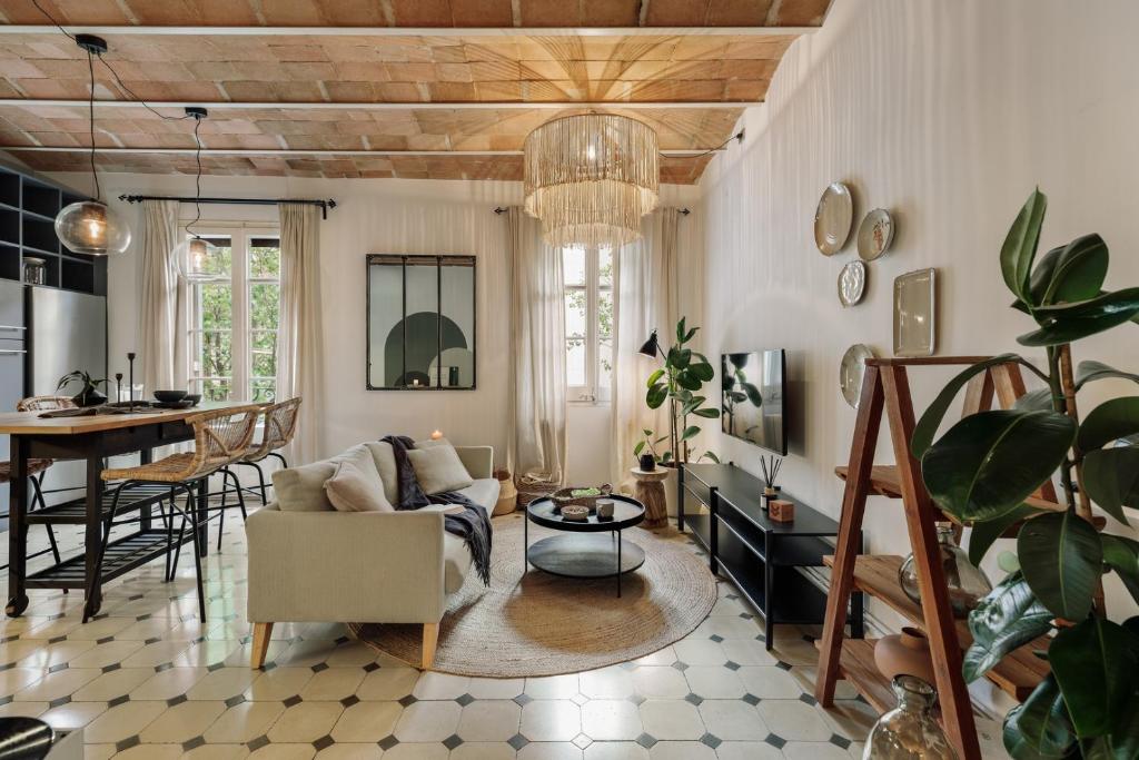 Cape - 2 bedrooms in Gràcia, Barcelona