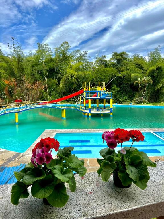 HOTEL Parque recreacional EL LAGO LIBANO - 4