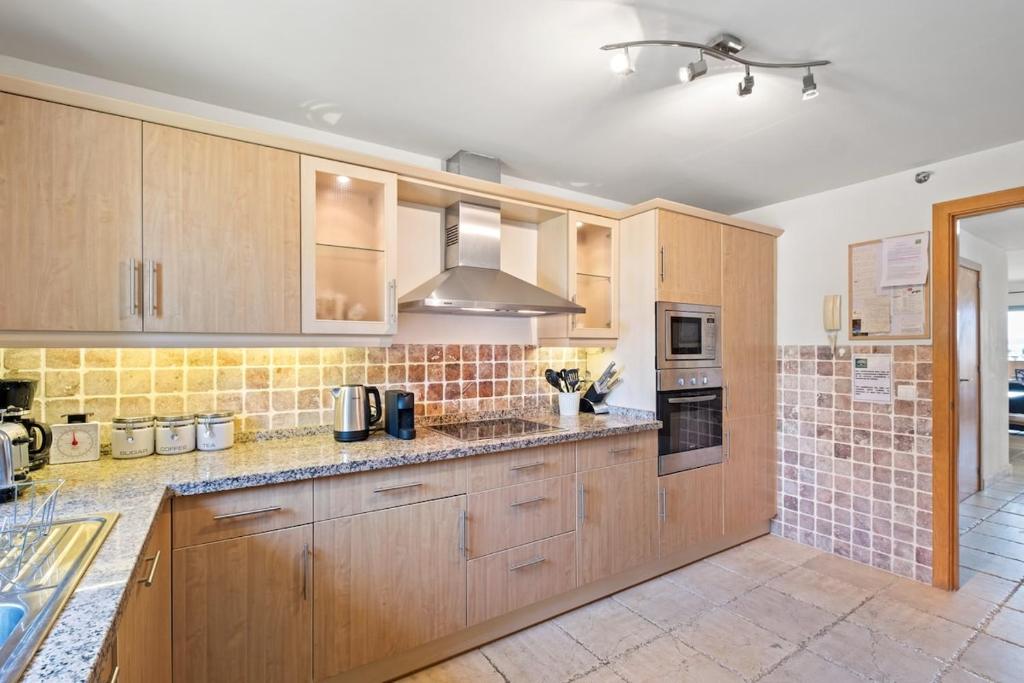 2 bed apartment Los Flamingos - 4