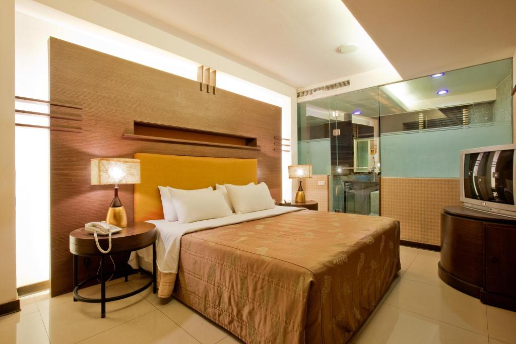 Fontaineblean Hot Spring — Hotel in Tainan