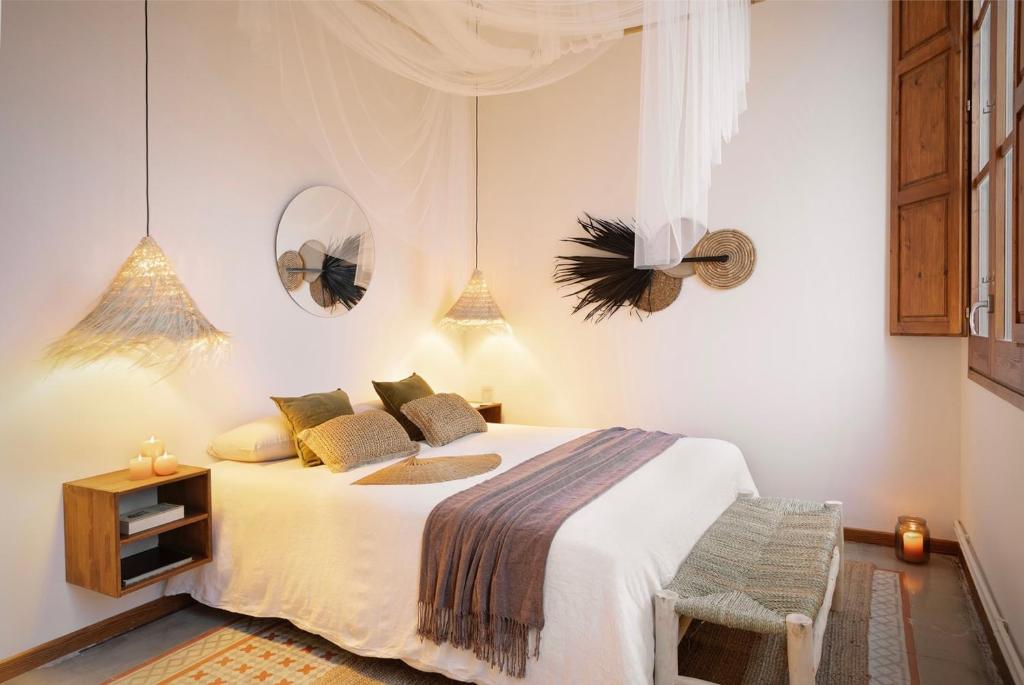 Mahoro - 3 bedrooms in Ciutat Vella, Barcelona