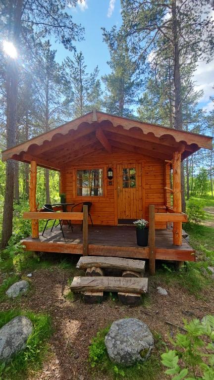 Tørfoss Gård, Hytte utleie, Campingvogn og bobil plasser, Potka