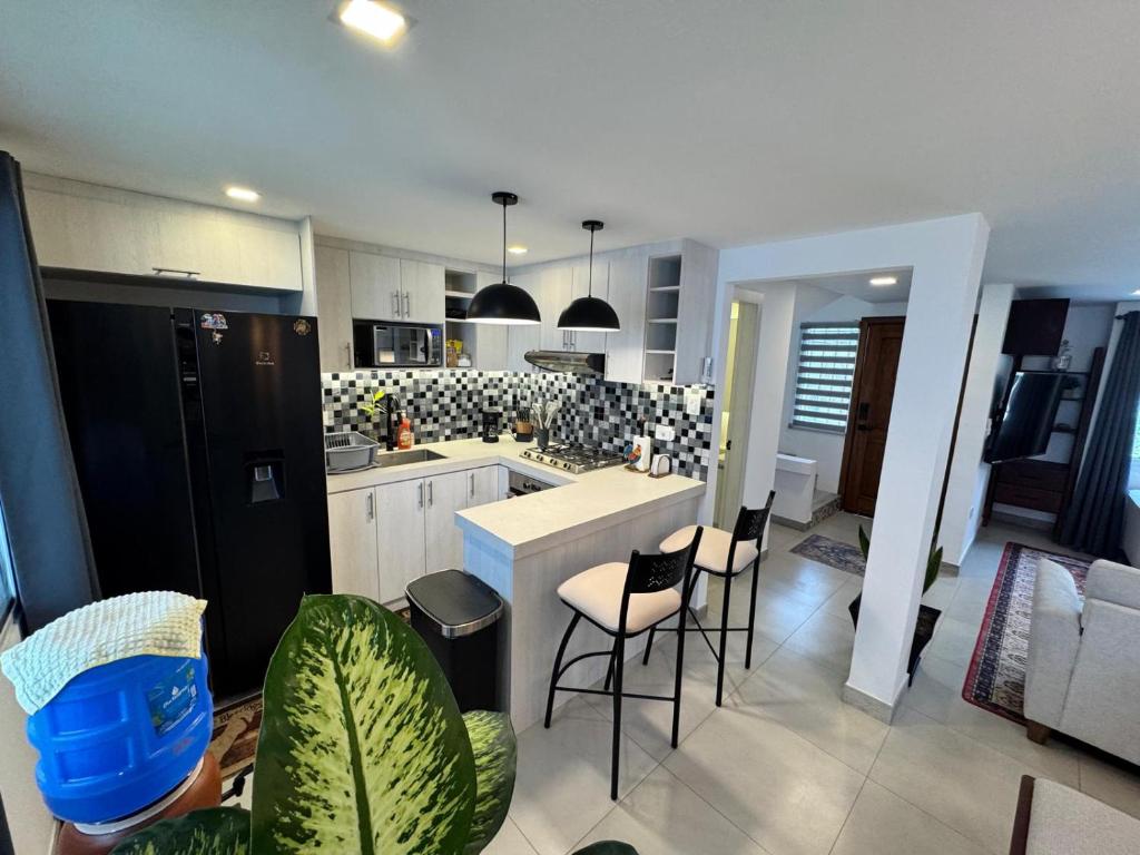 Casa familiar para estrenar! 10 mins de la playa - 2