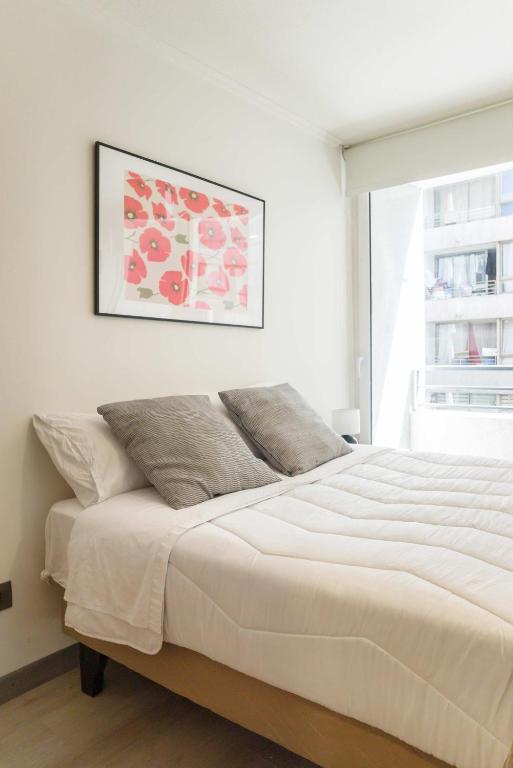 Chic Downtown Studio Retreat for Two in Santiago - 5