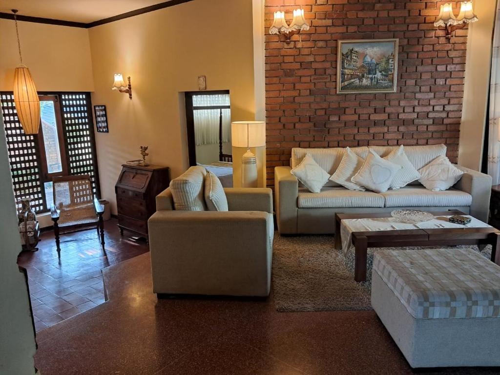 19 St Stephen's, Sri Jayewardenepura Kotte