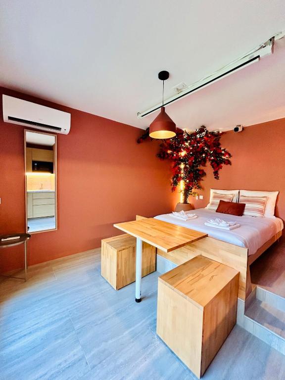 Stylish Garden Escape- Jacuzzi, BBQ, Projector & Exclusive Parking - 5