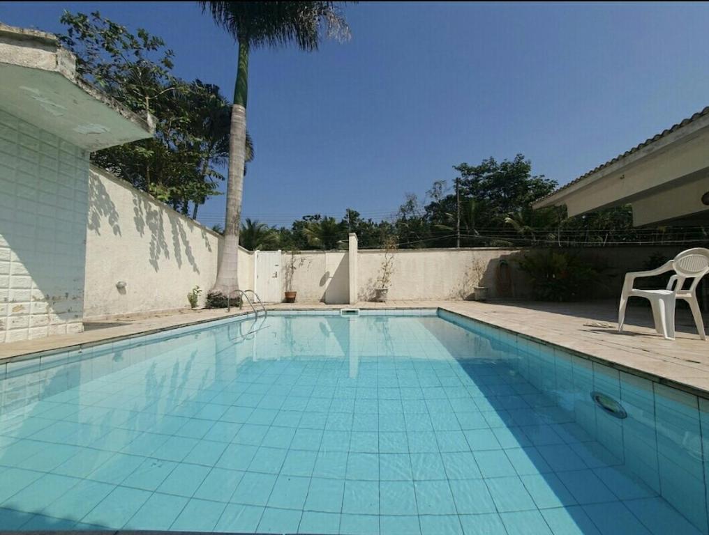 casa com piscina da edi fontes, Guarujá