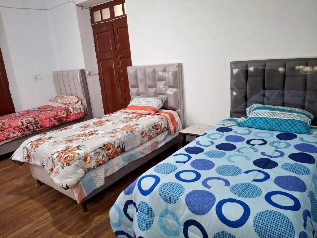 Tipo Host para 16 personas, Tarija