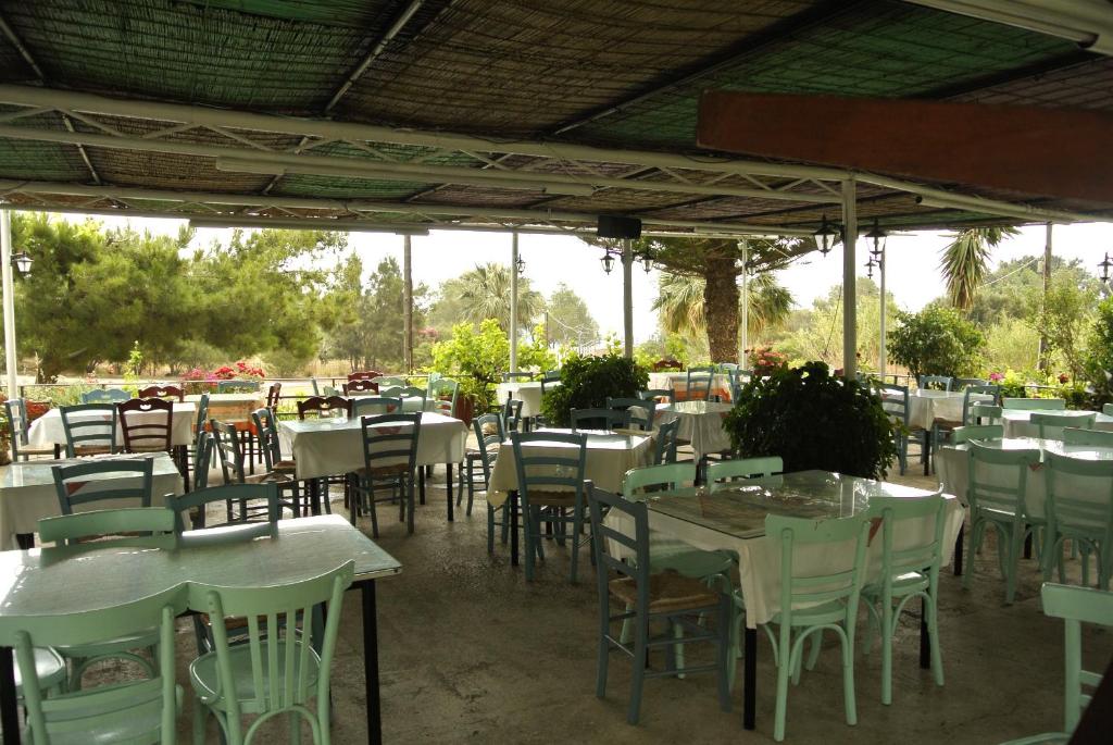 Restaurant, Kleanthis Apartments in Crete Island