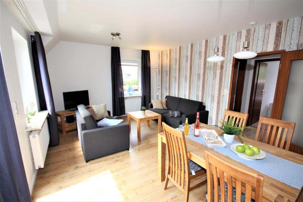 Wohnung 4, Westerdeichstrich