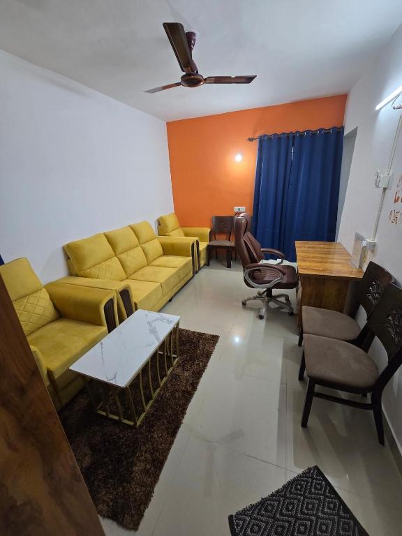 1BHK Service Apartment 307, Puné