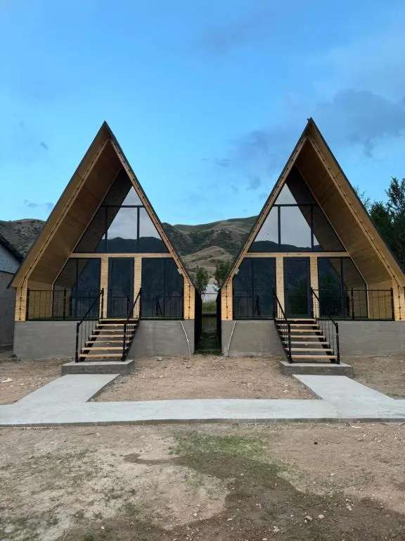 Eldos_Kolsai, hotel in Saty