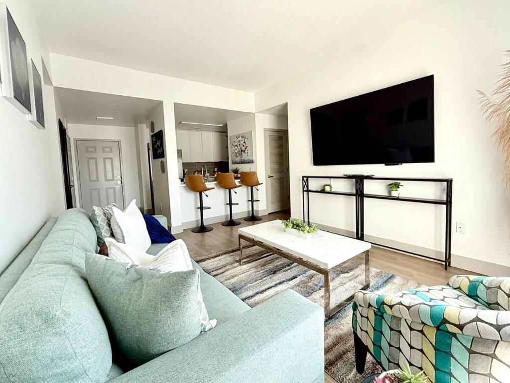 Enjoy Spacious Uptown 4 BR, Charlotte