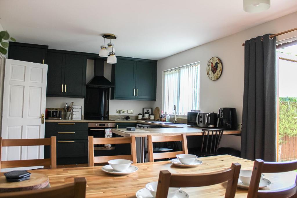 Whitepark Cottage, Ballycastle photo 3