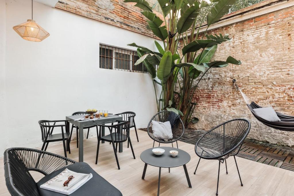 Malang - 2 bedrooms with terrace in Gràcia, Barcelona
