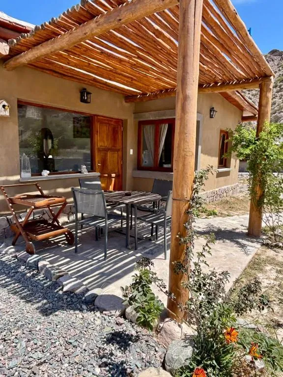 Cabañas La Nochera, hotel in Tilcara