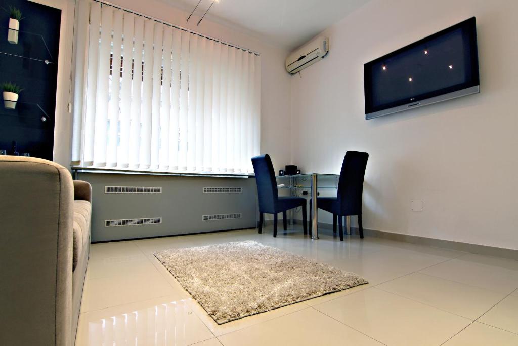 City Centre Apartment Novi Sad photo