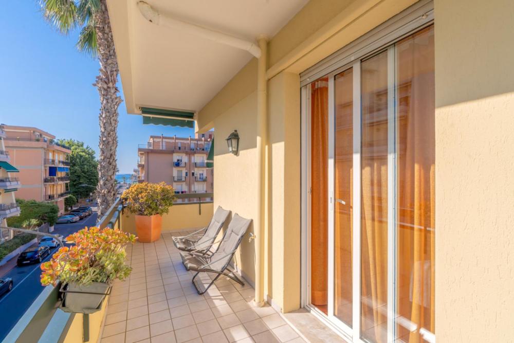 Splendido trilocale vista mare Albenga - 3