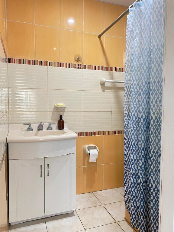 Casa Machala Lux Garaje piscina guardias parque - 3