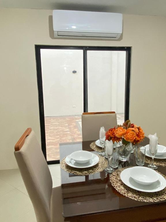 Casa Machala Lux Garaje piscina guardias parque - 4