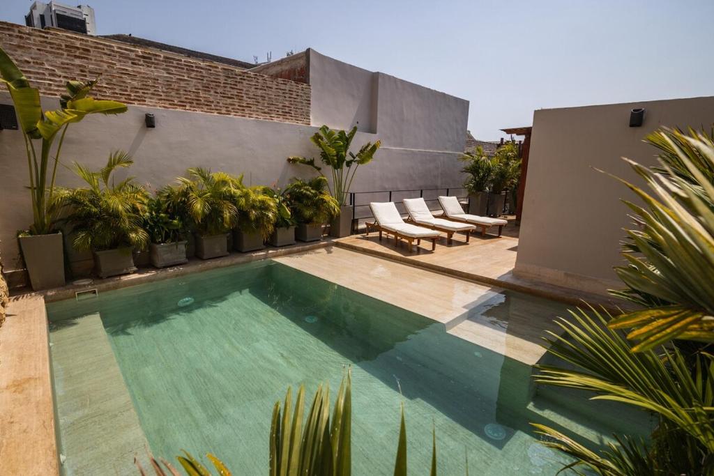 Casa Del Hidalgo - Walled City 7BR Colonial Villa - 2