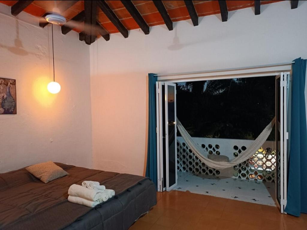 Casita Vista al mar cerca del malecón - 2