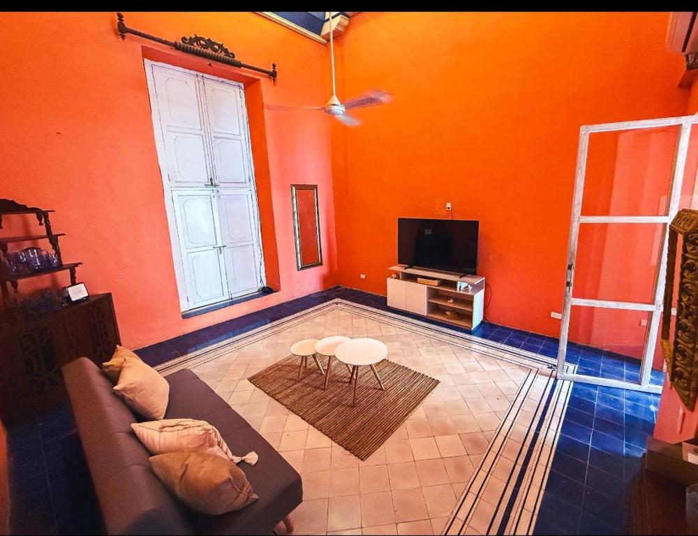 Nok Charming Colonial Villa Ctg - 1