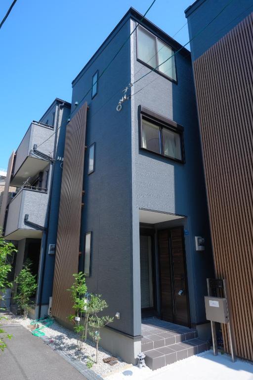 和居 泽 独享舒适温馨大空间 适合家庭入住 免费Wi-Fi, Ósaka