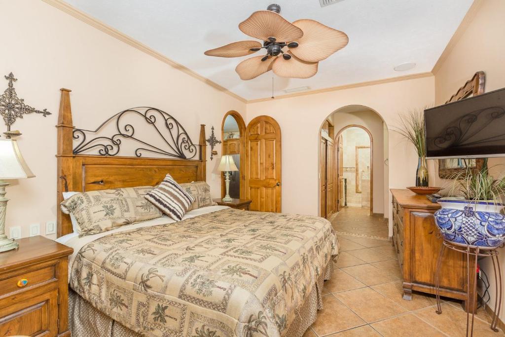 Casa Blanca CB-105 Sounds of Summer Unique Ocean View - 4