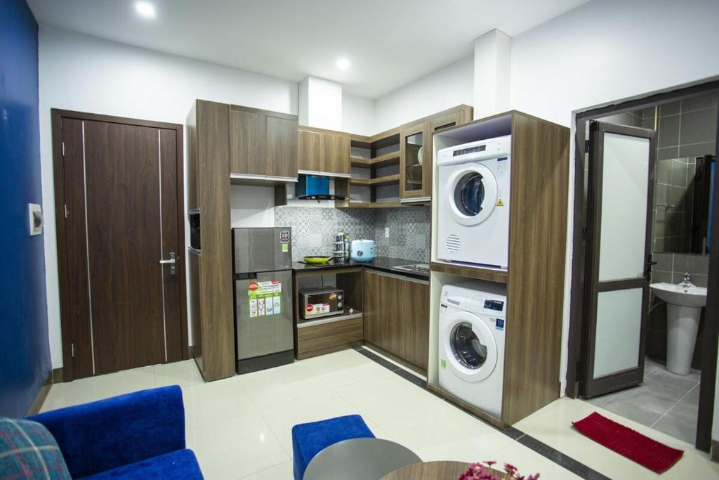 Tulip Room - Amoureux Homestay, Hanoj