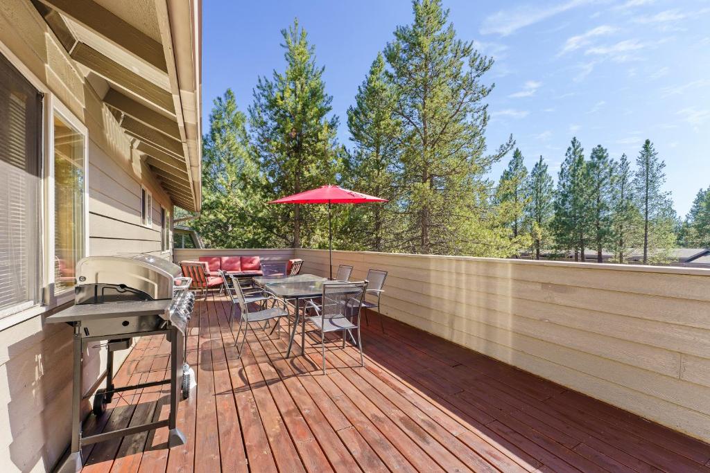 6 Approach home, Bend