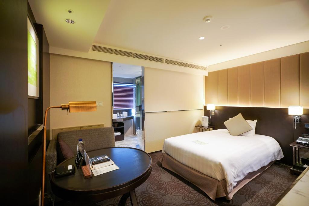 Room Image 1