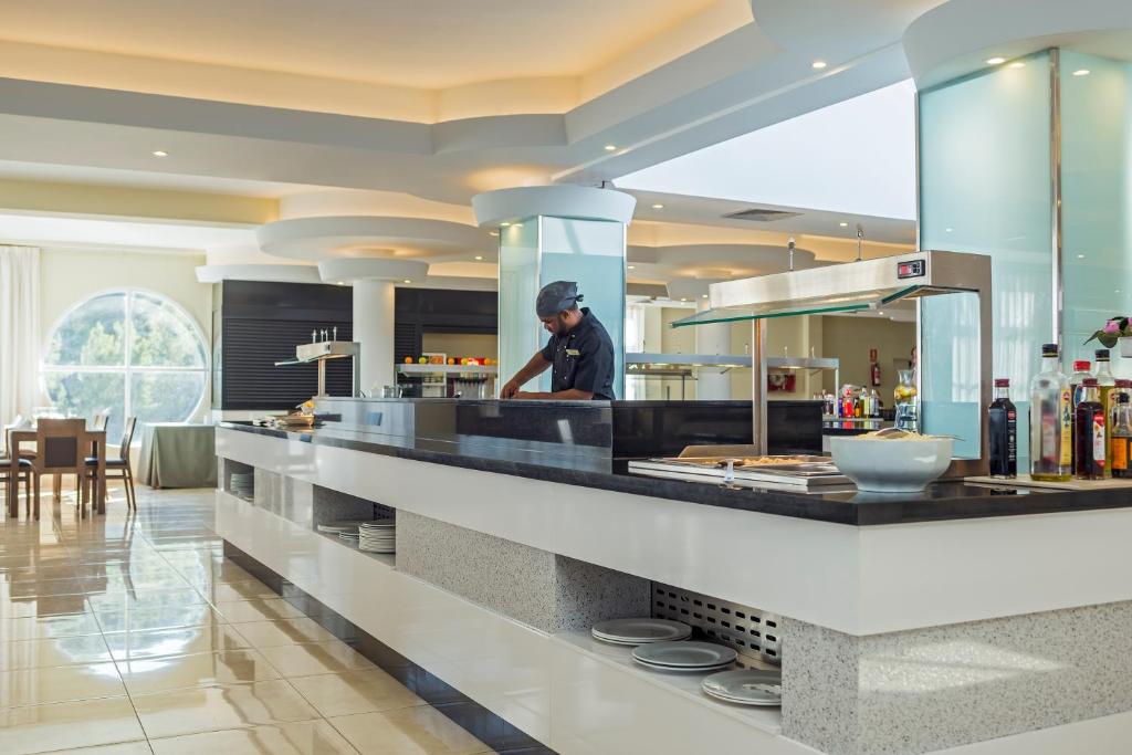 FERGUS Club Europa — Restaurant & bars in Peguera, Balearic Islands