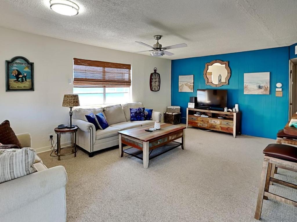 Pirates Treasure, Rockport