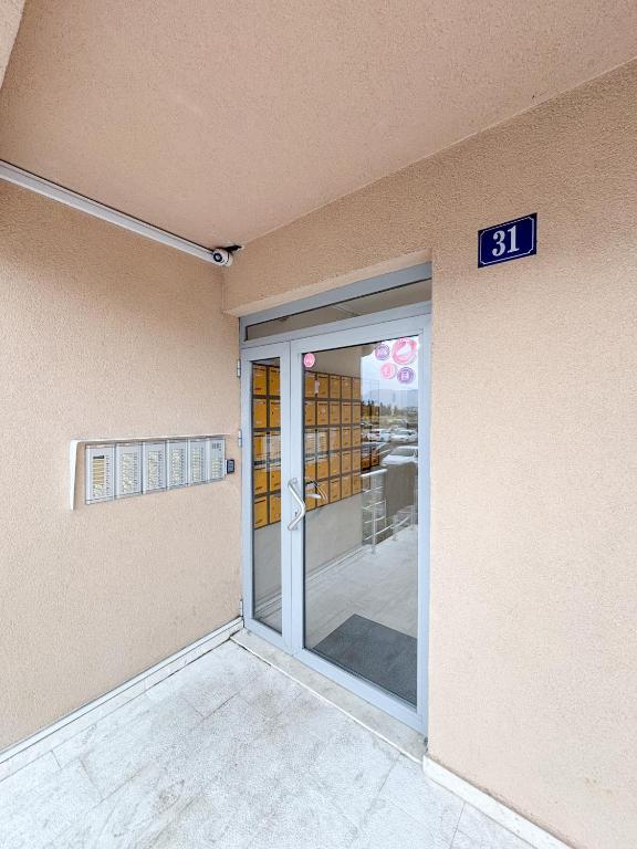 Modern 1-bedroom apartment M25 - 3