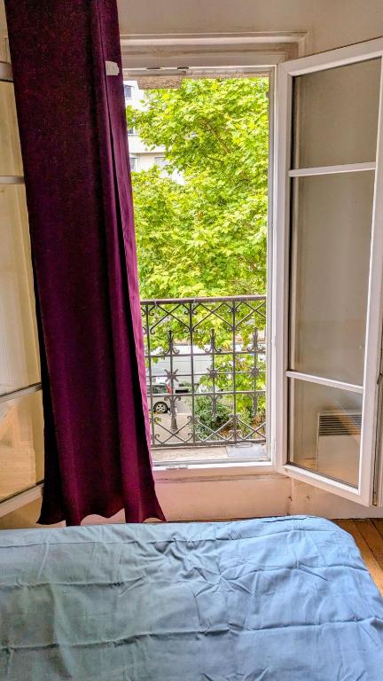 Classic Parisian 2 BR flat in Paris 10 - 5