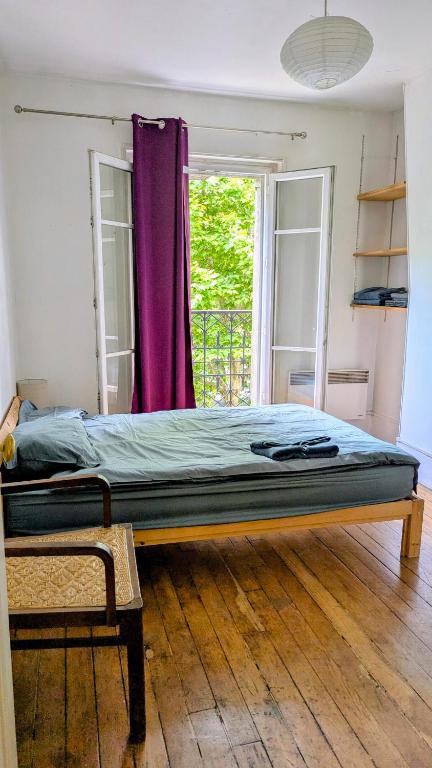 Classic Parisian 2 BR flat in Paris 10 - 4