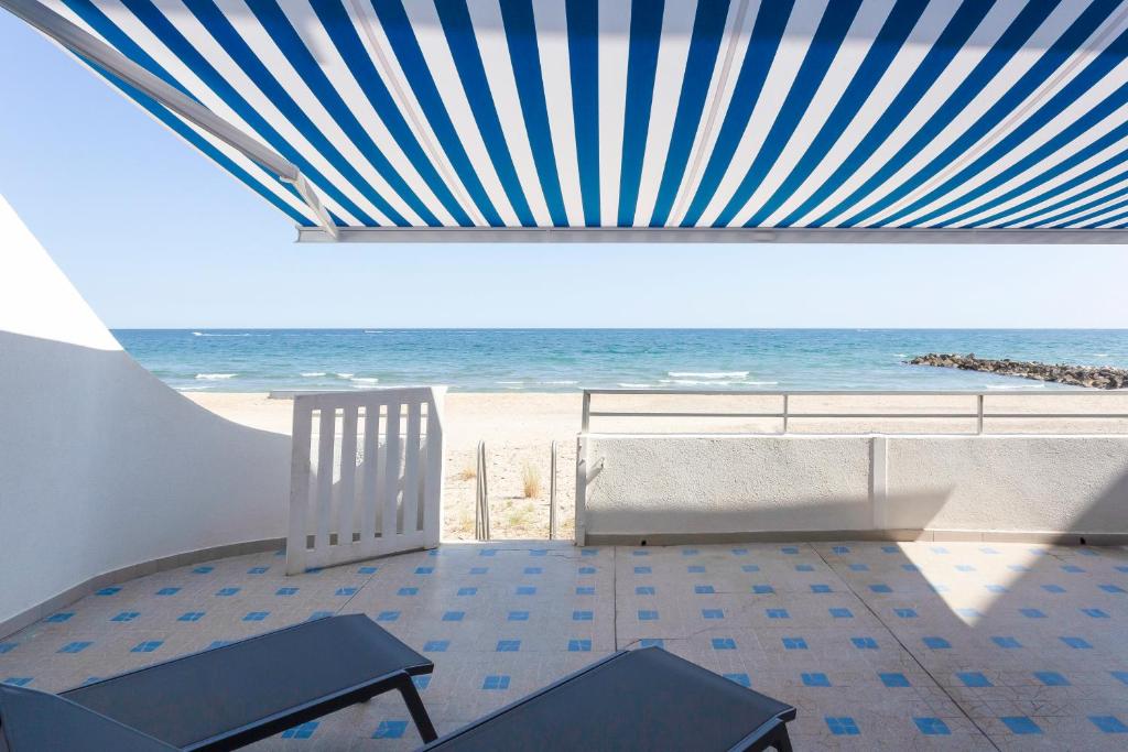 Sublime appartement face à la mer avec accès plage - 2