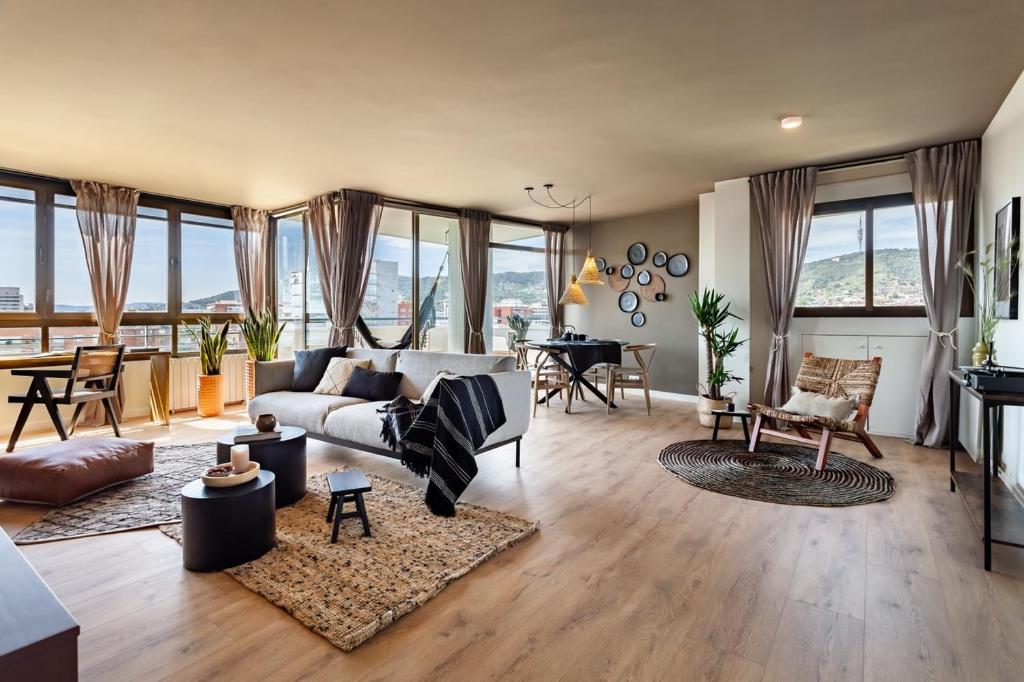 Jalu - 3 bedrooms and terrace in Sant Gervasi, Barcelona