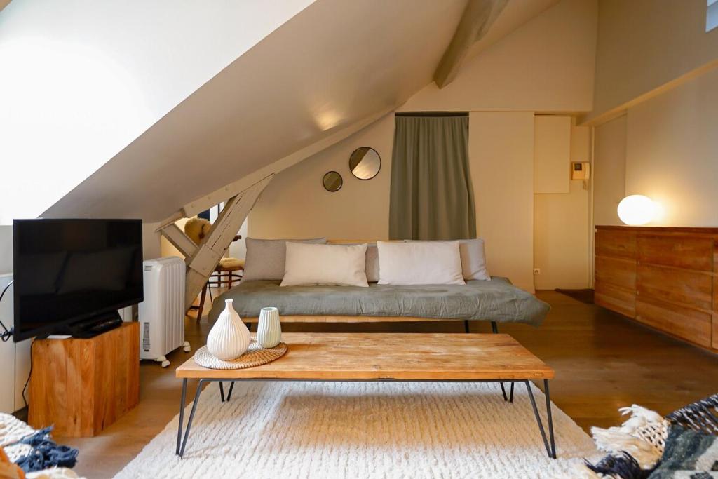 Grand appartement cœur du Marais - dernier étage - 4