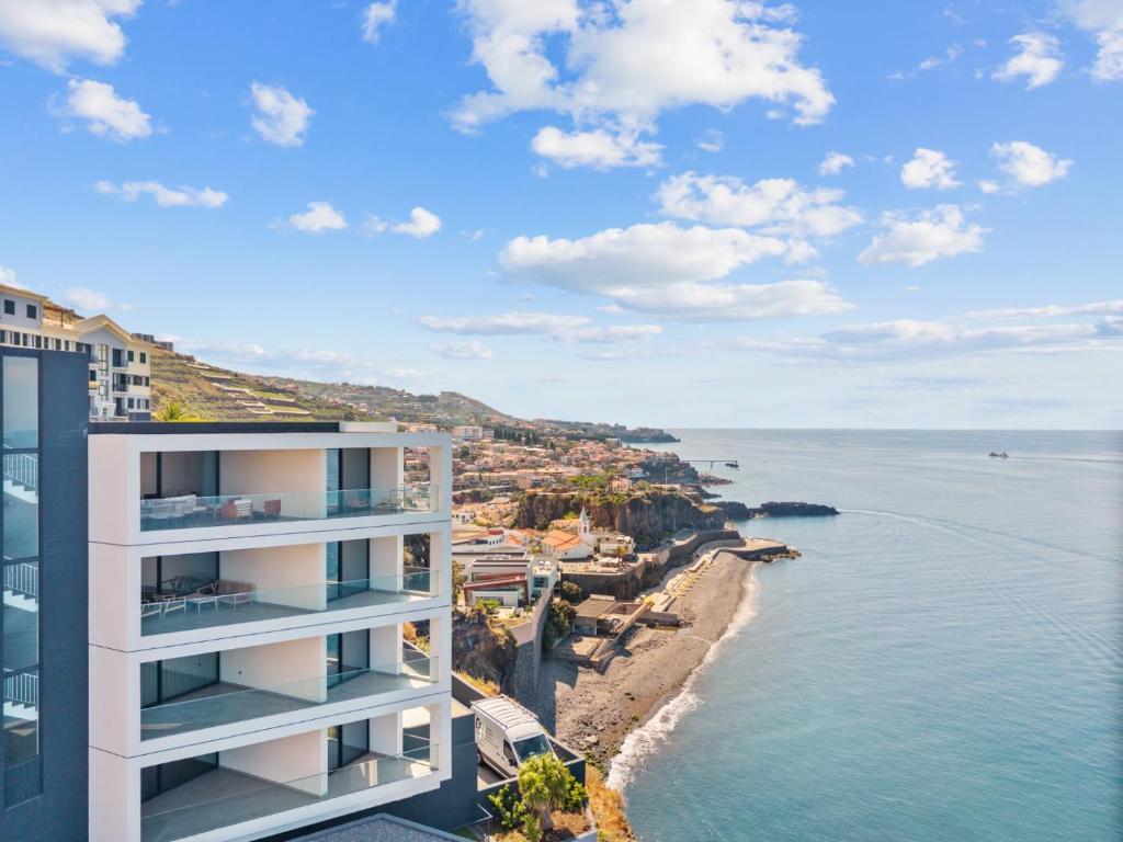 Atlantis Apartment, Câmara de Lobos